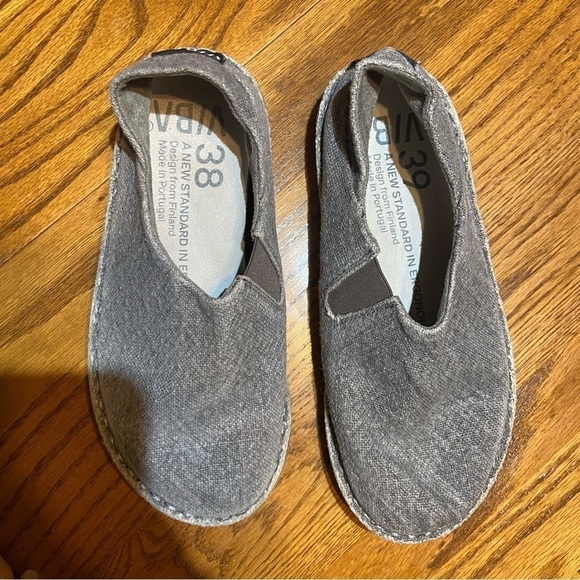 Viba Shoes IMPORTANT READ CAPTION - Picture 4 of 5